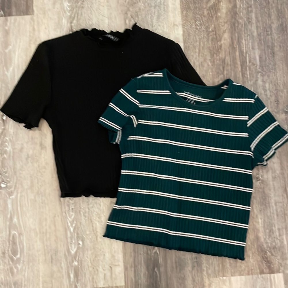 Crop Top set of 2 (AE/Shien)
